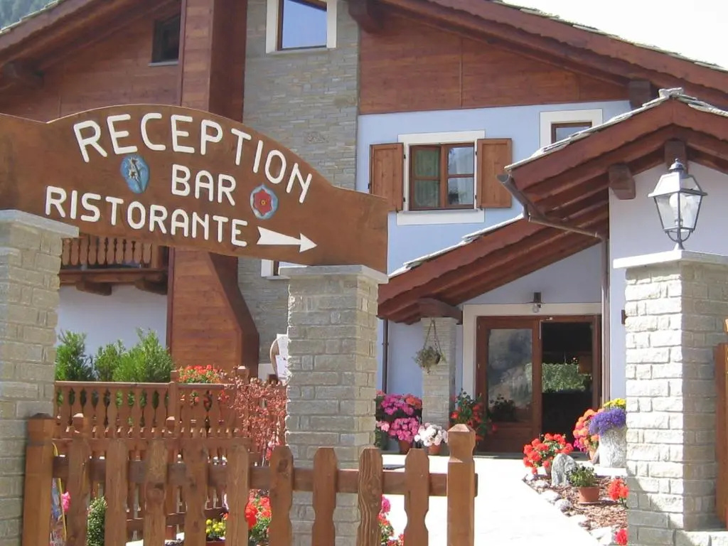 Hotel Villa Plinia