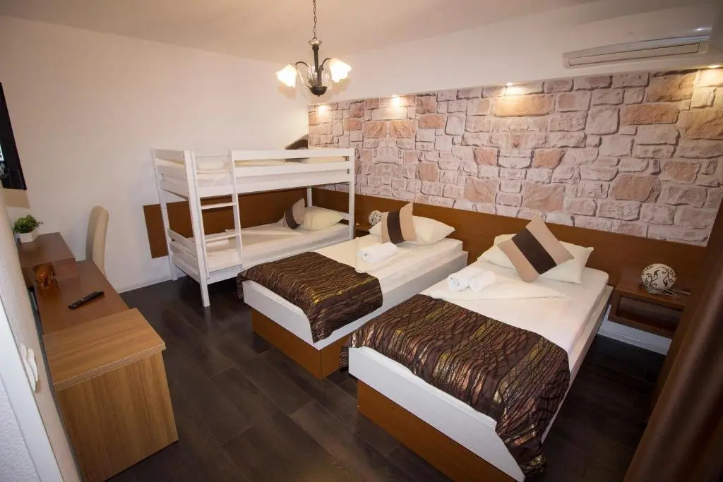 Hotel Villa Nadin
