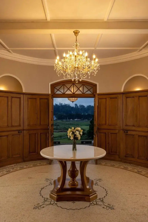The Bellwood Manor