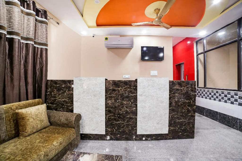 OYO 67451 Krishna Guest House