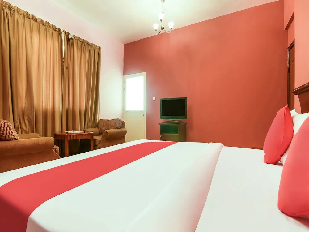 Oasis Hotel Apartments