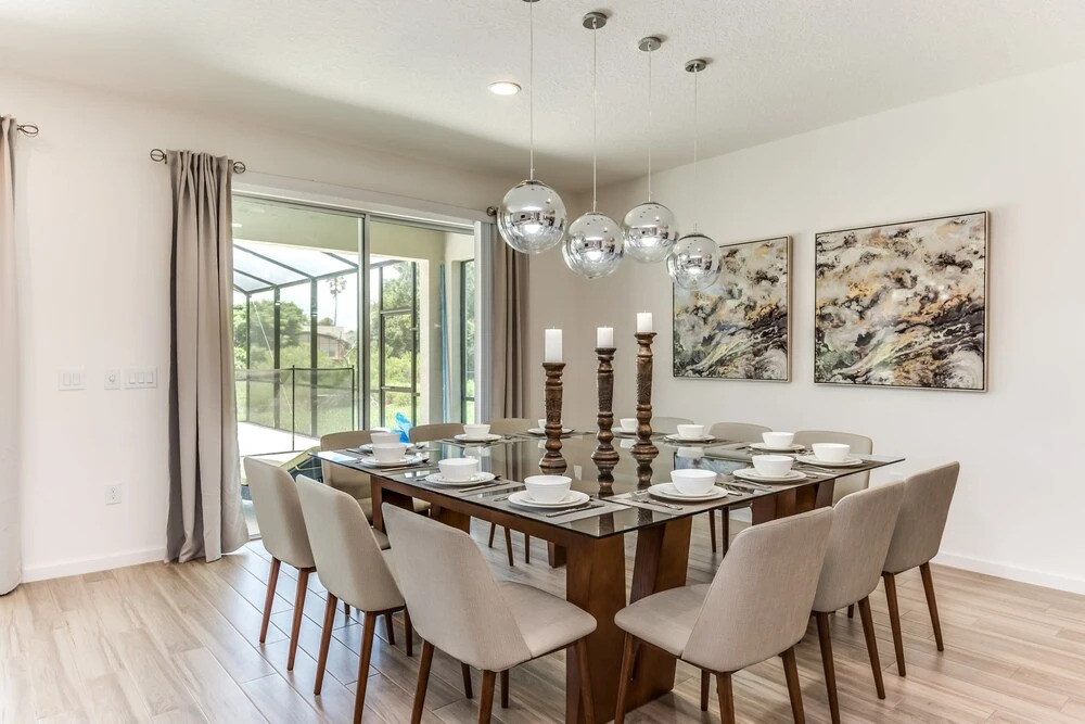 Solterra - 5212 Oakbourne Avenue