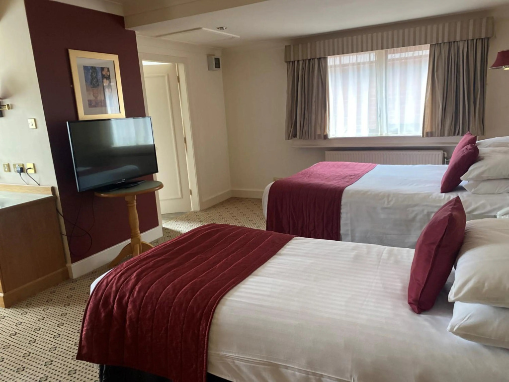 Forest Hills Hotel & Country Club