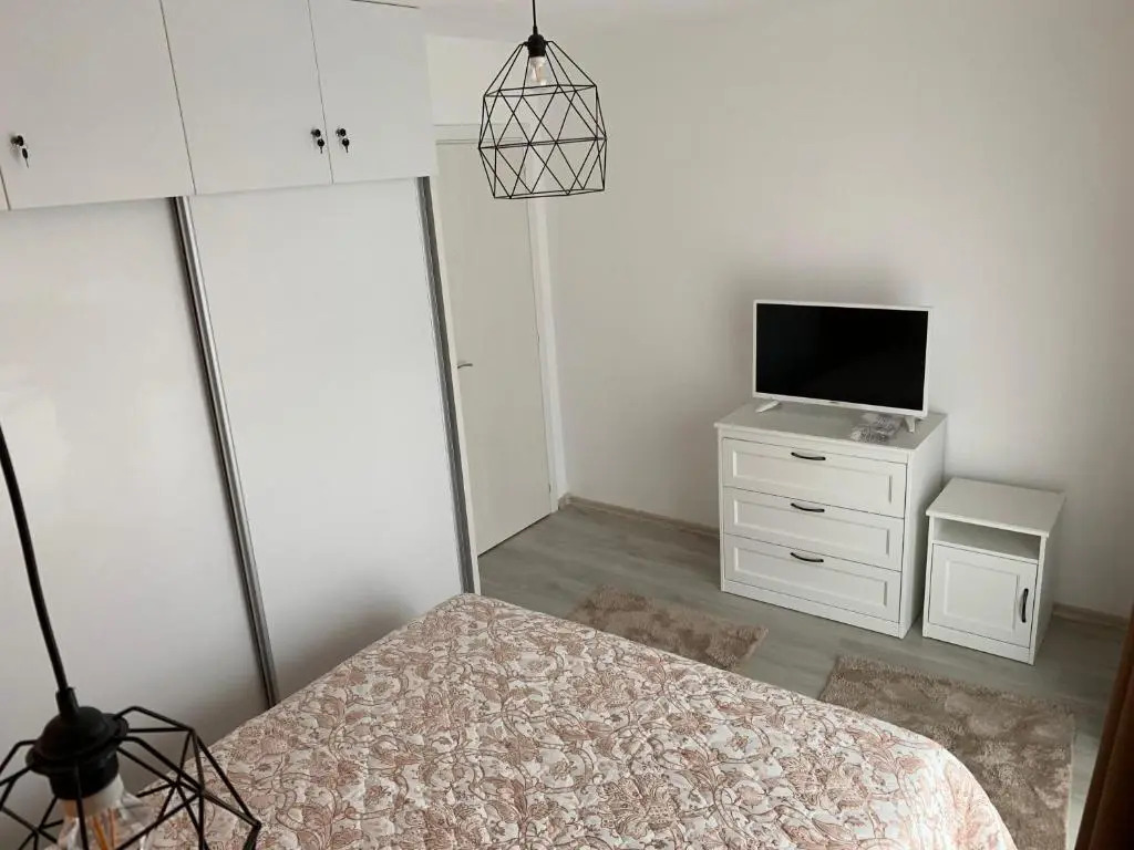 APARTAMENT GOLDEN ROSE 2
