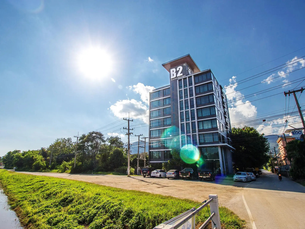 B2 Black Business & Budget Hotel