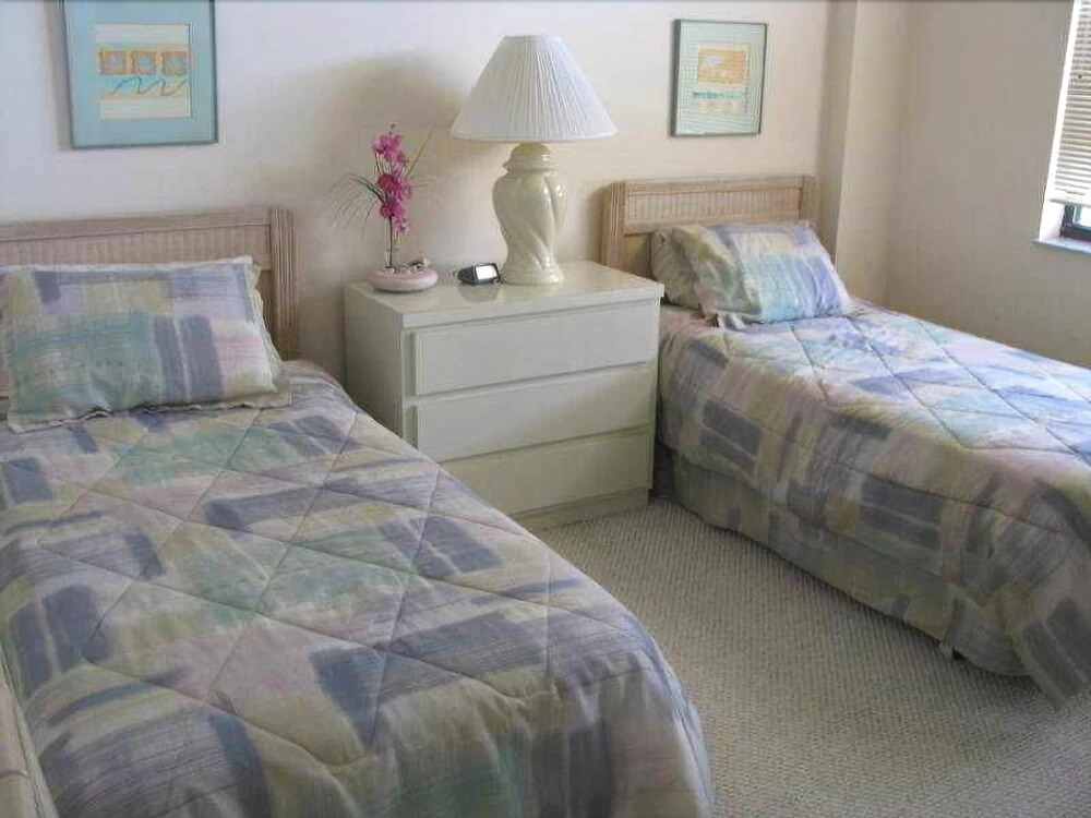 Anna Marie Island Apartments