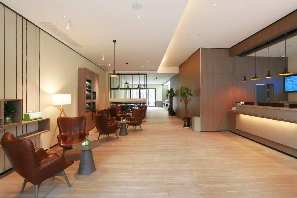 Отель Hanting Hotel Ningbo Hangzhou Bay Century City