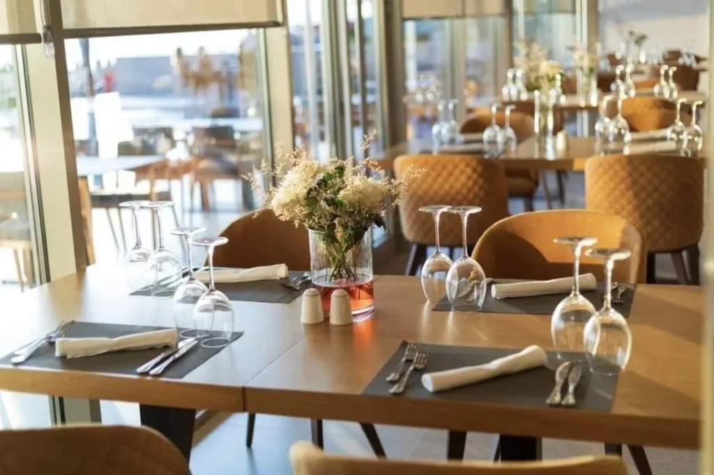 AMR Hotel - Durres
