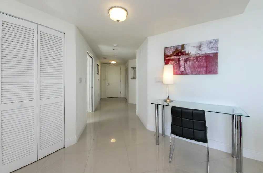 Bluebird Suites in Brickell