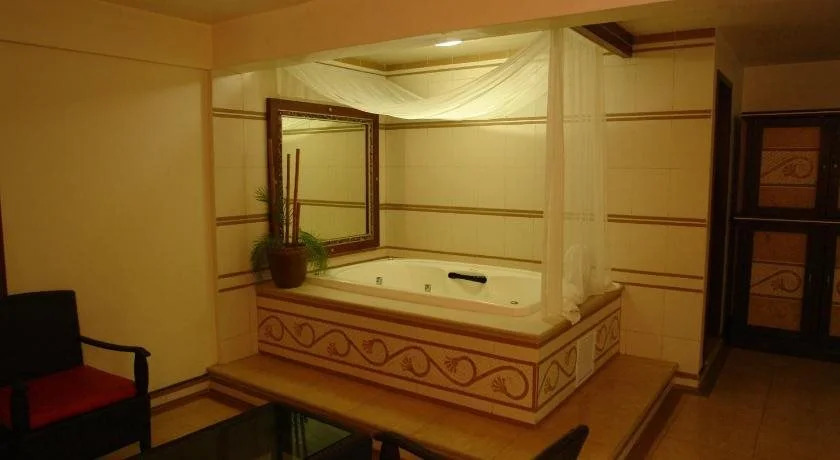 Auto Hotel Mediterraneo