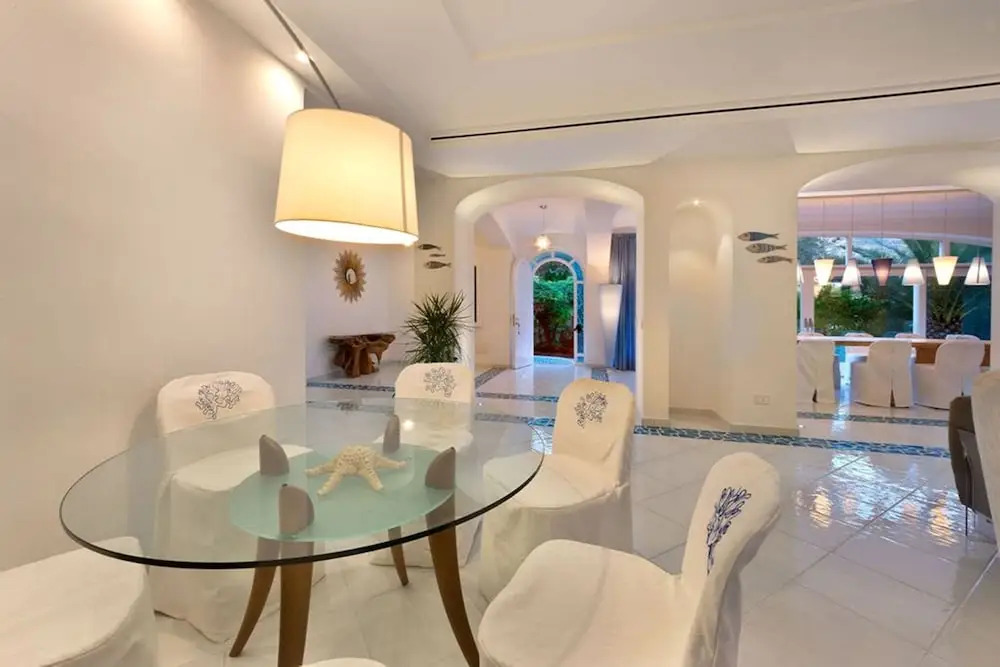 Amore Rentals - Villa Ariadne