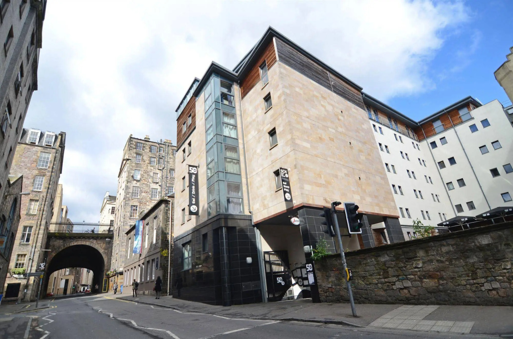 a&o Edinburgh City