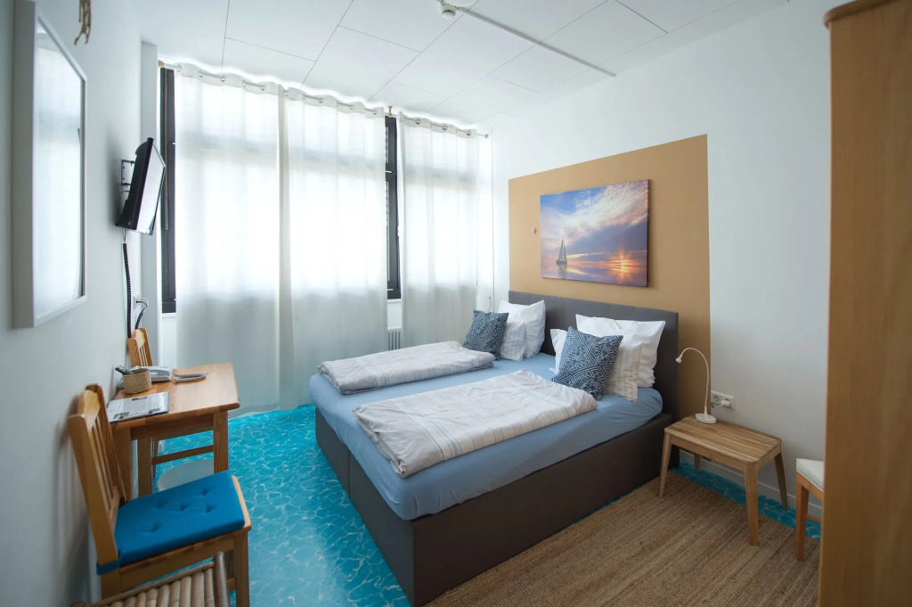 Aqua Hotel