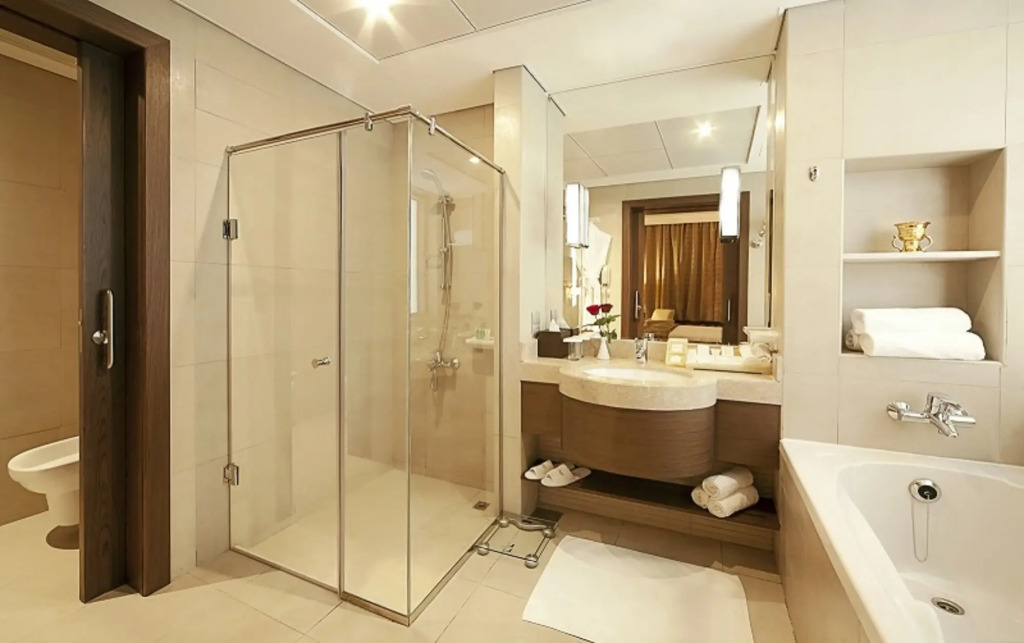 Oaks Liwa Heights Hotel Suites