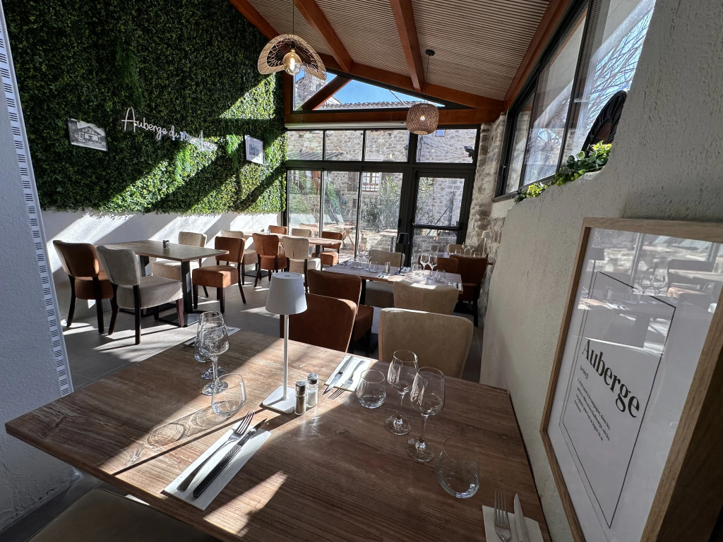 Auberge du Vieux Lanas Logis Hotel Restaurant