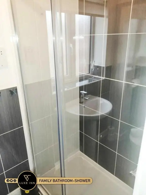 Birmingham Airport Luxury3brhome
