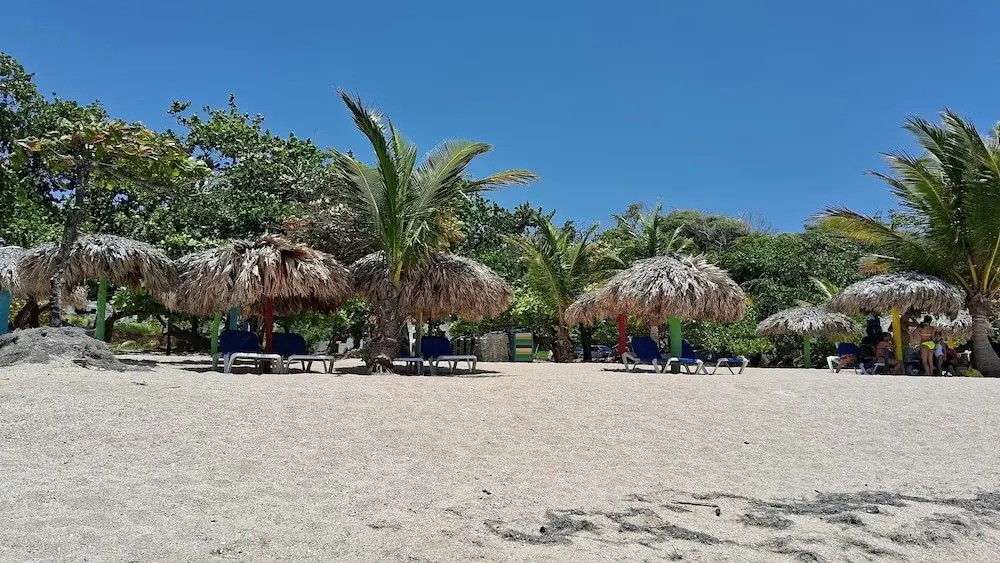 CortLang Vacation Rentals Costambar
