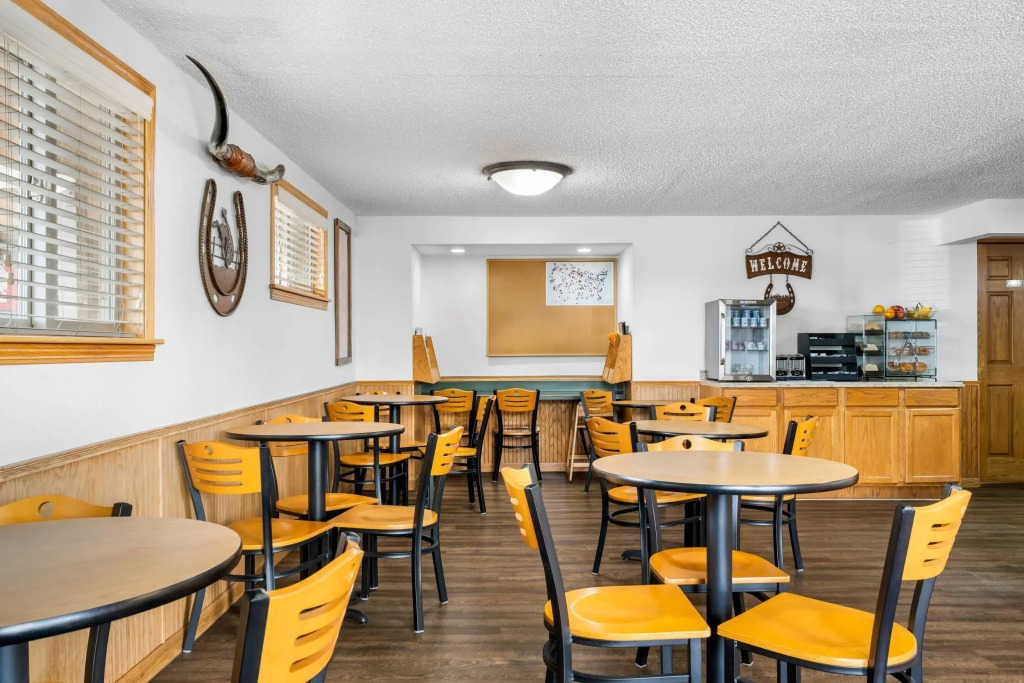 Econo Lodge Miles City I-94