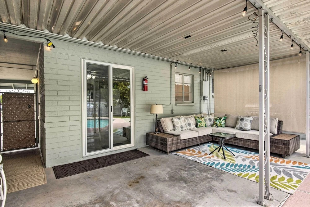 Phoenix Desert Getaway: Pool, Grill & EV Charging!