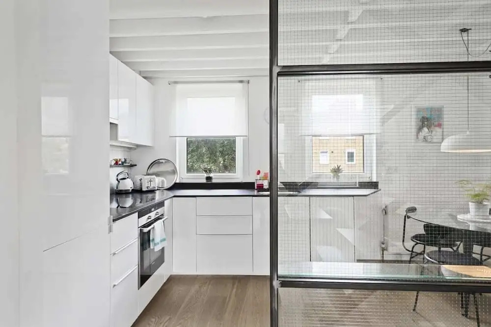 Stylish & Modern 2bed Apt, 5m to Overground