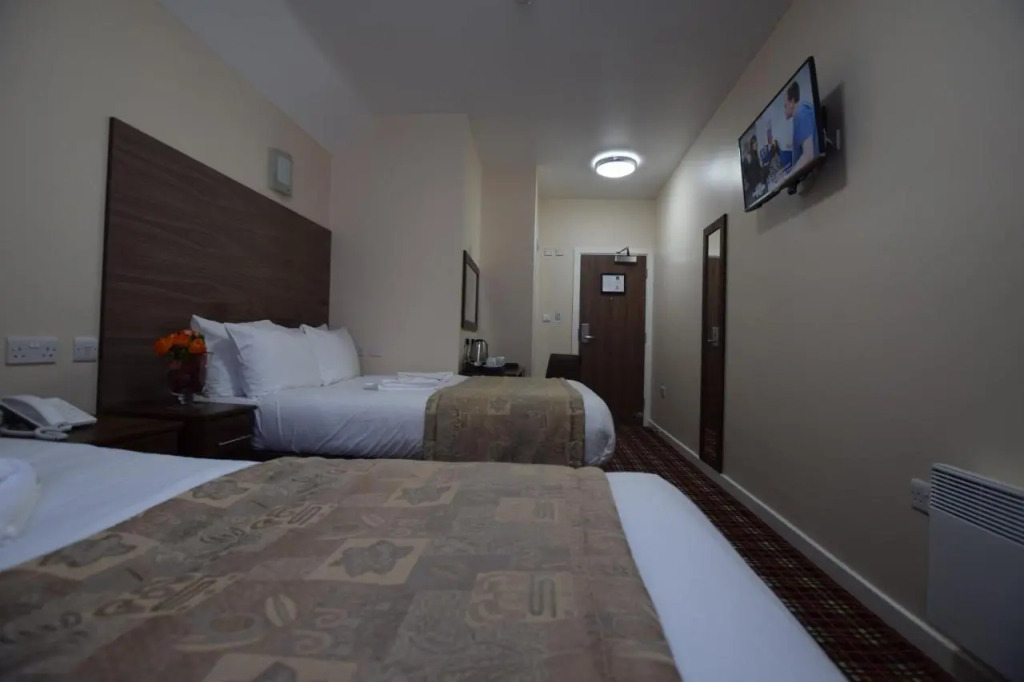 Lucky 8 Hotel