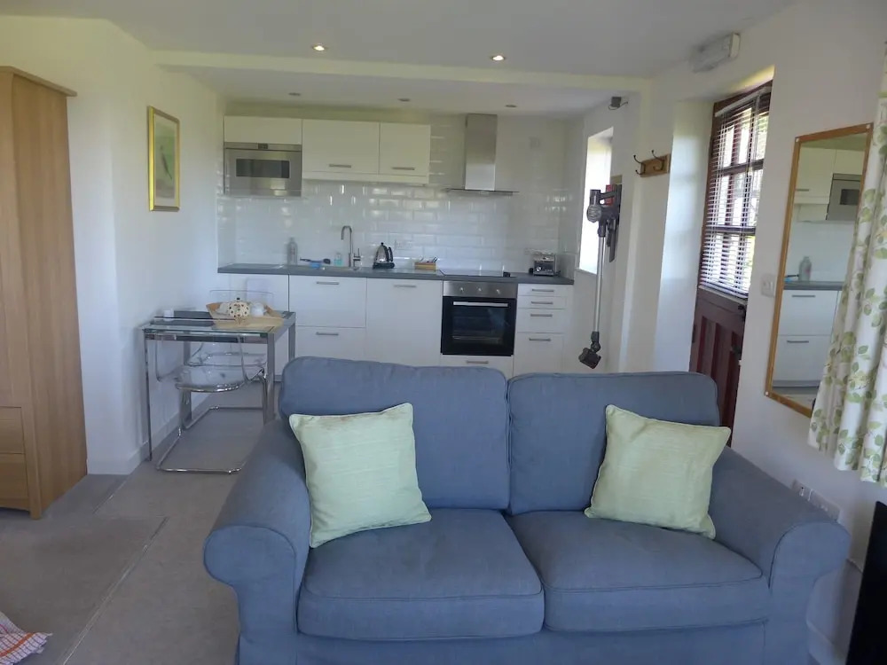 The Rock self-catering holiday cottage and garden lodges