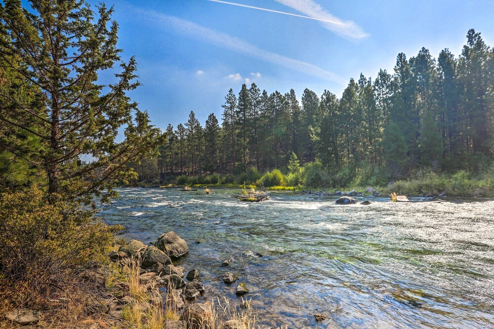 Stunning Bend Retreat < 20 Mi to Mt Bachelor!