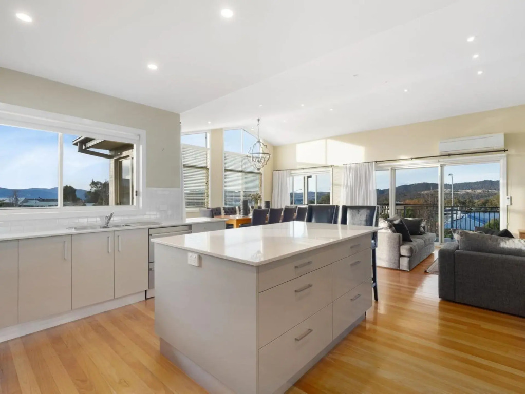 Alpine Retreat 107A Gippsland Street