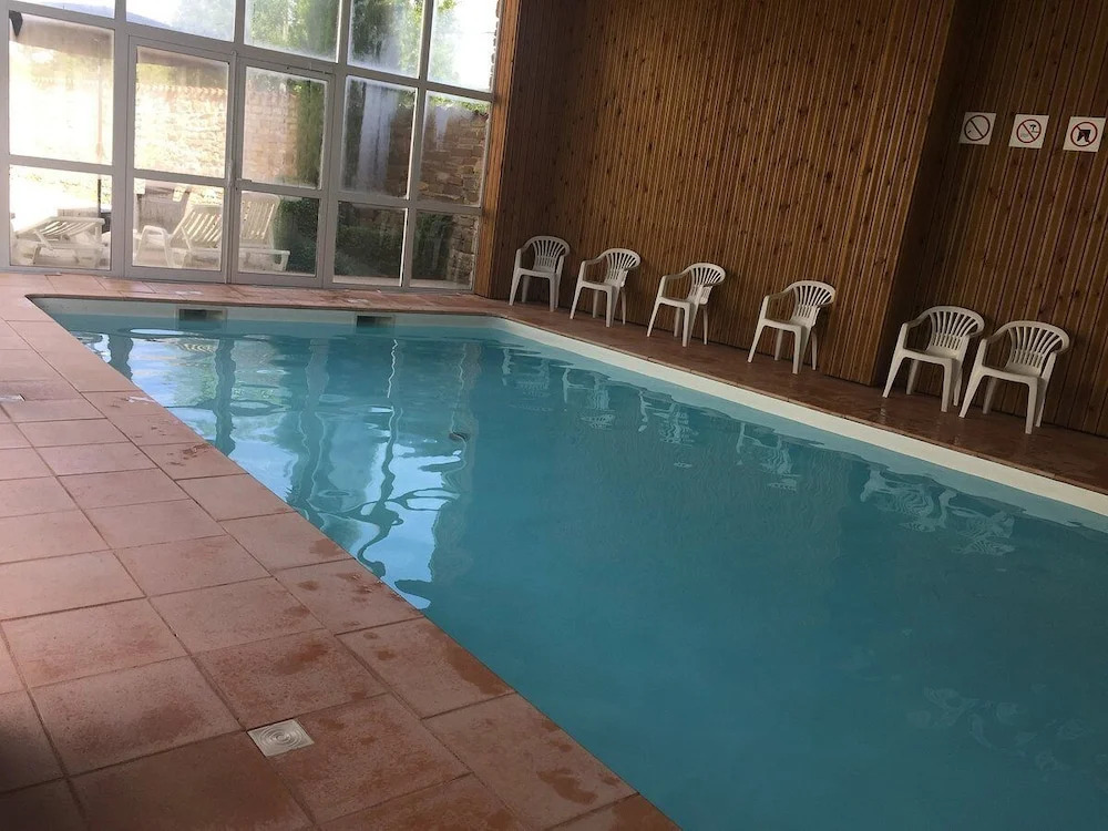 Hôtel La Métairie & Piscine