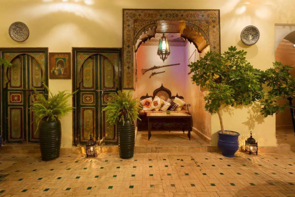Riad Julia