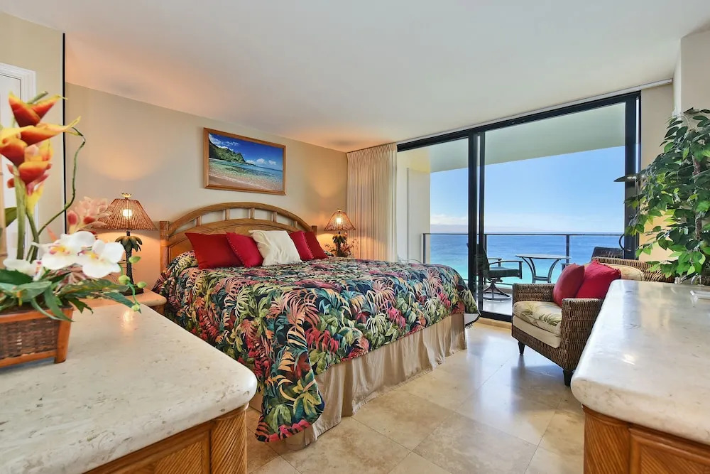 Mahana Resort #1205 1 Bedroom Condo by RedAwning