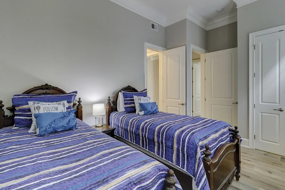28 Carters Manor