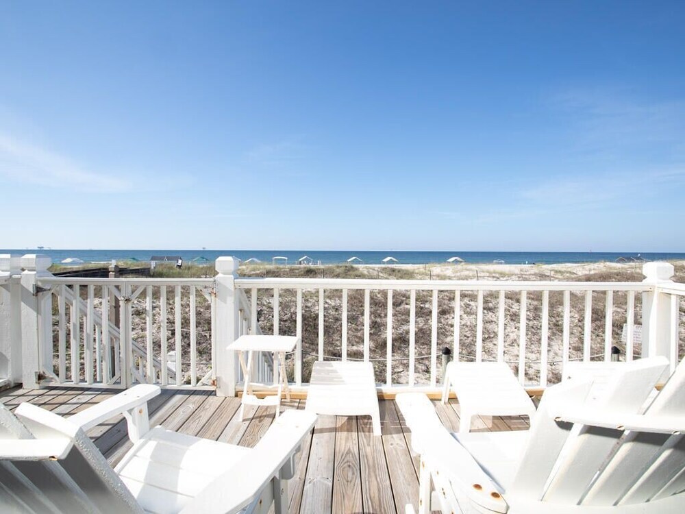 #14 Beach Mouse West