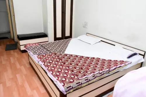 Vandana Hotel