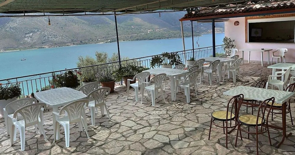 Panorama Ionio Studios & Apartments
