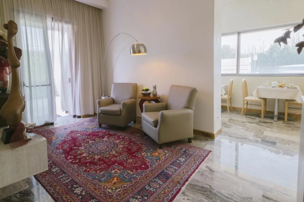 Piccolo Hotel
