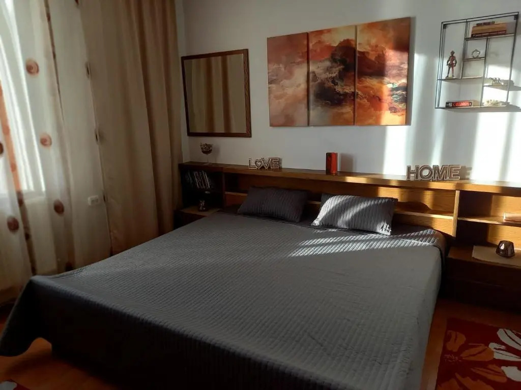 Apartament Plopilor