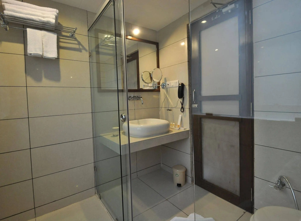 Le Grande Residency