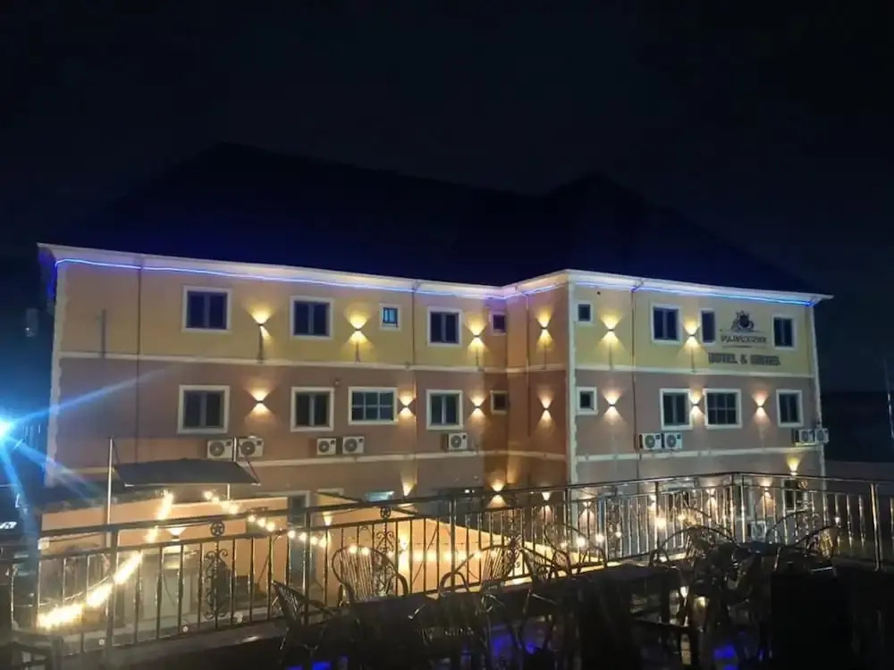 Place2be Hotel