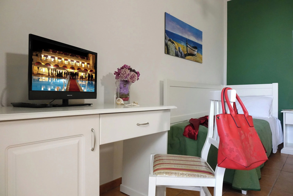 Leuca Twenty Rooms