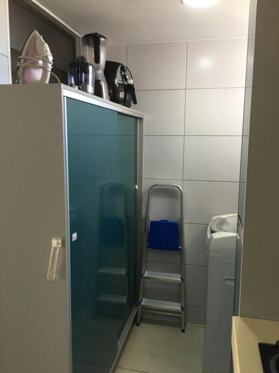 Apartamento a beira mar com piscina estilo resort