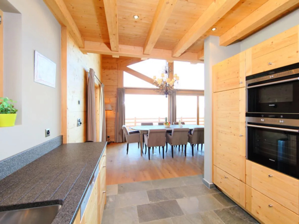 Chalet Chalet Jadi by Interhome