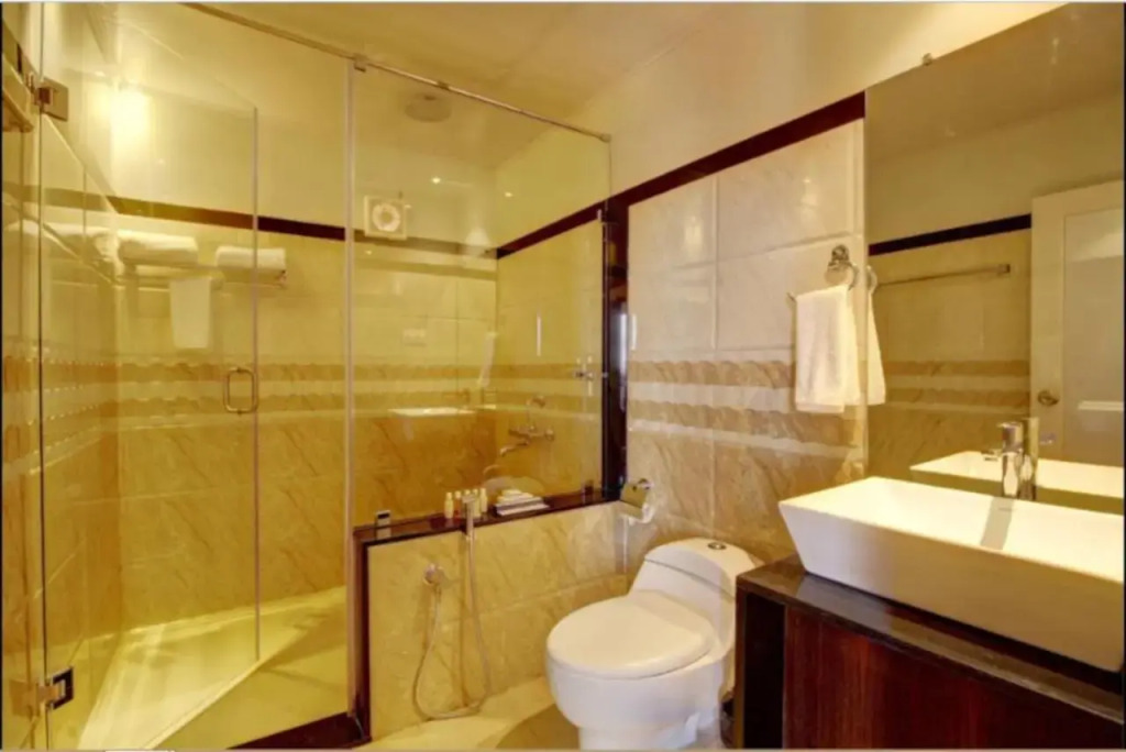 CONTOUR ISLAND RESORT & SPA , wayanad