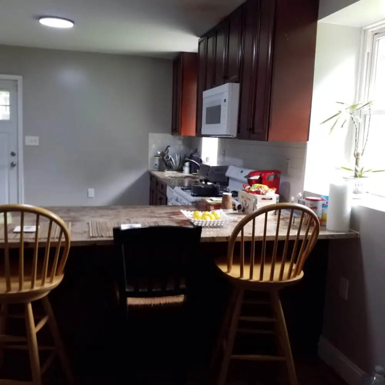 Fairmount House Free Street Parking Quiet Spacious