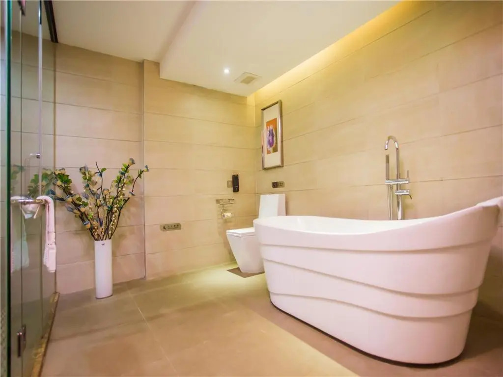 Zhanjiang Lavande Grandbuy Branch Hotel