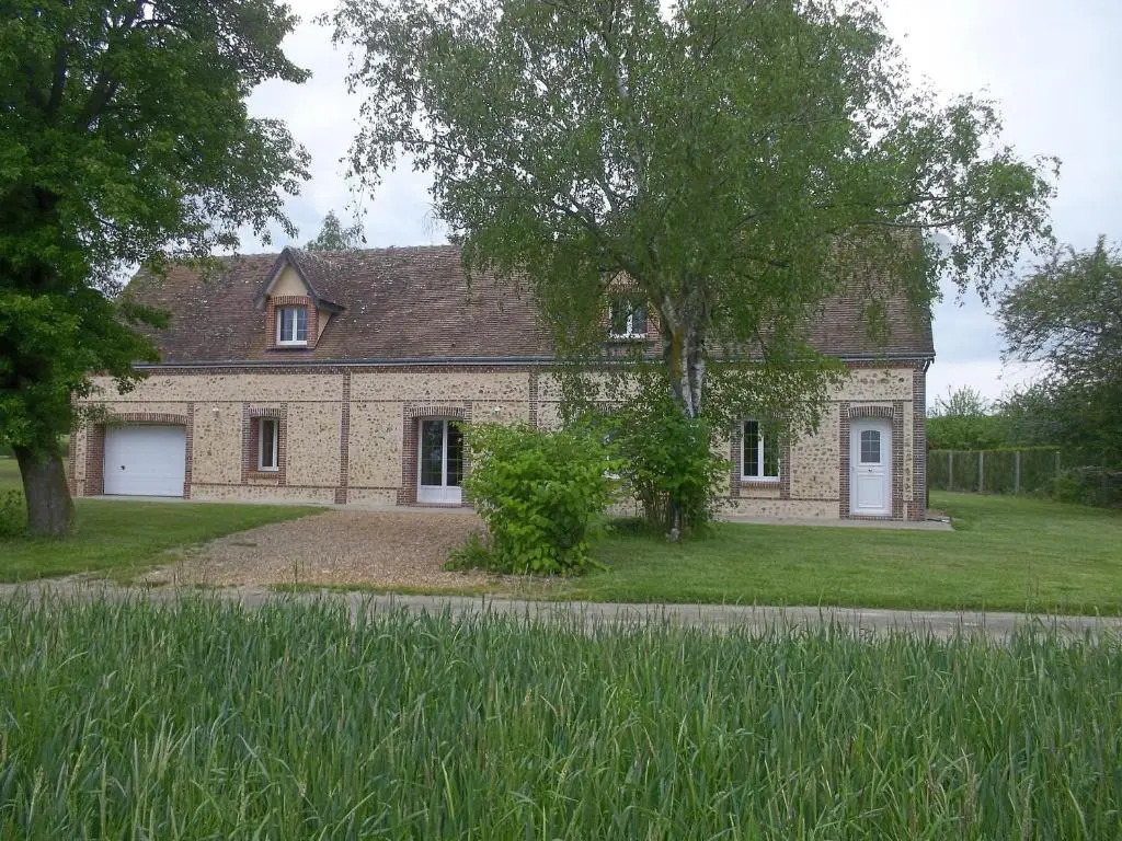 Gîte familial 5 pers avec billard et terrain de jeux - FR-1-581-59