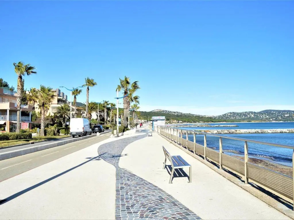 Appartement Cavalaire-sur-Mer, 1 pièce, 4 personnes - FR-1-226B-329