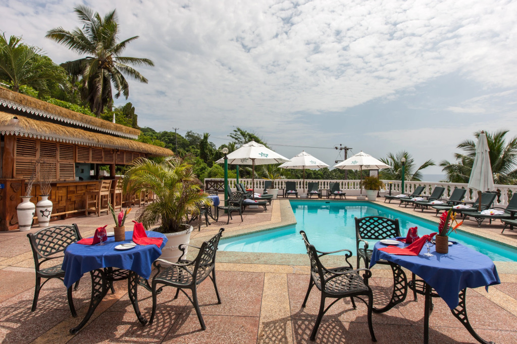 Le Relax Hotel and Restaurant