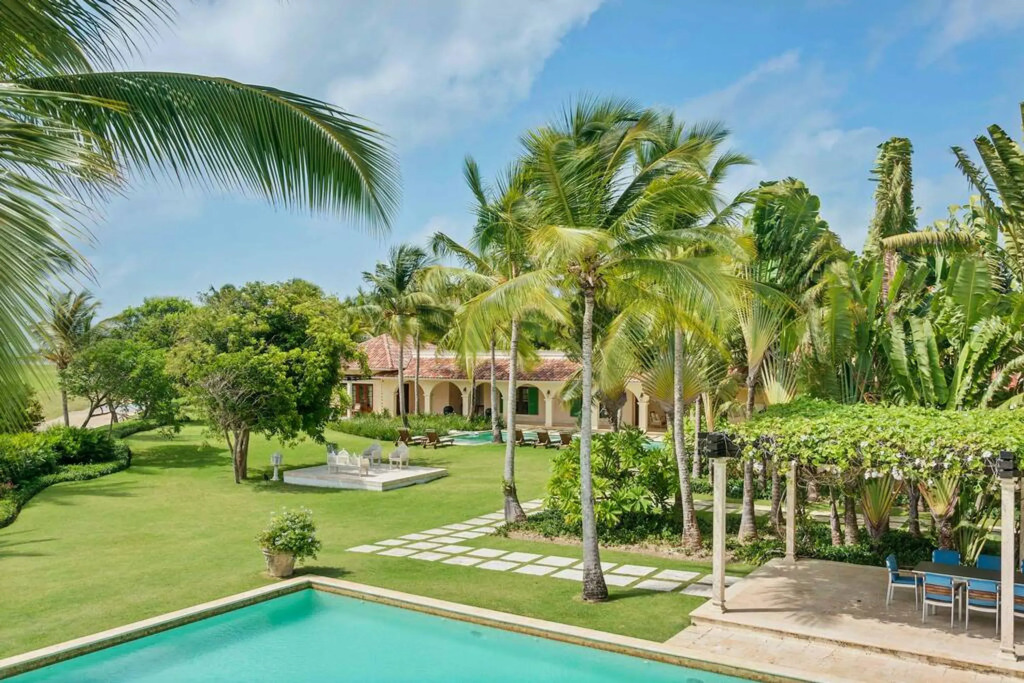 Sophisticated Villas With Private Pools and Staff