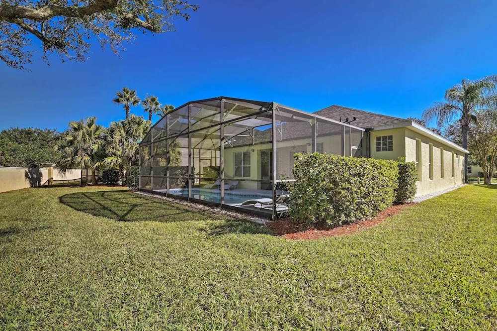 5 Mi to Disney World: Retreat w/ Pool & Lanai